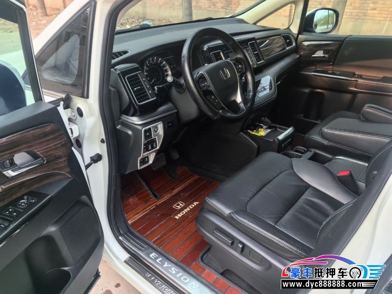 18年本田艾力绅轿车抵押车出售