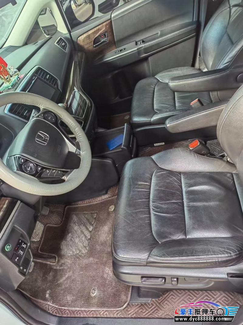 17年本田奥德赛轿车抵押车出售