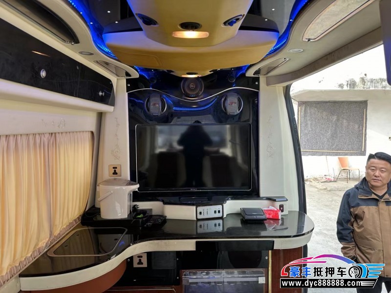 15年奔驰斯宾特MPV抵押车出售