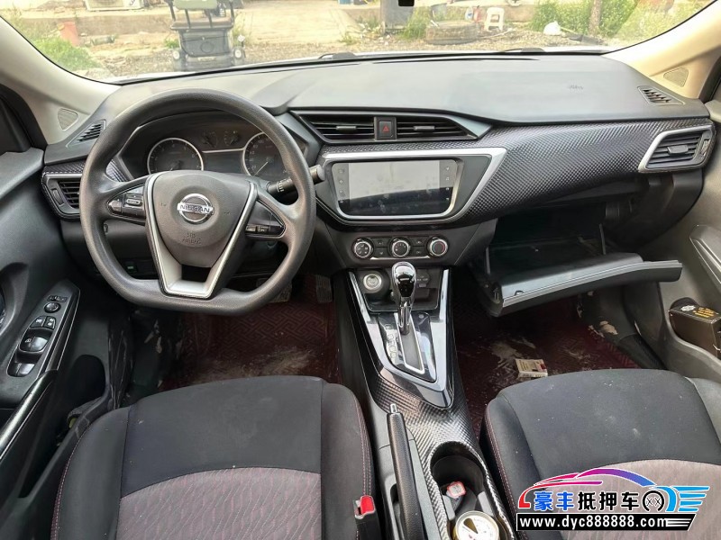 19年日产蓝鸟轿车抵押车出售