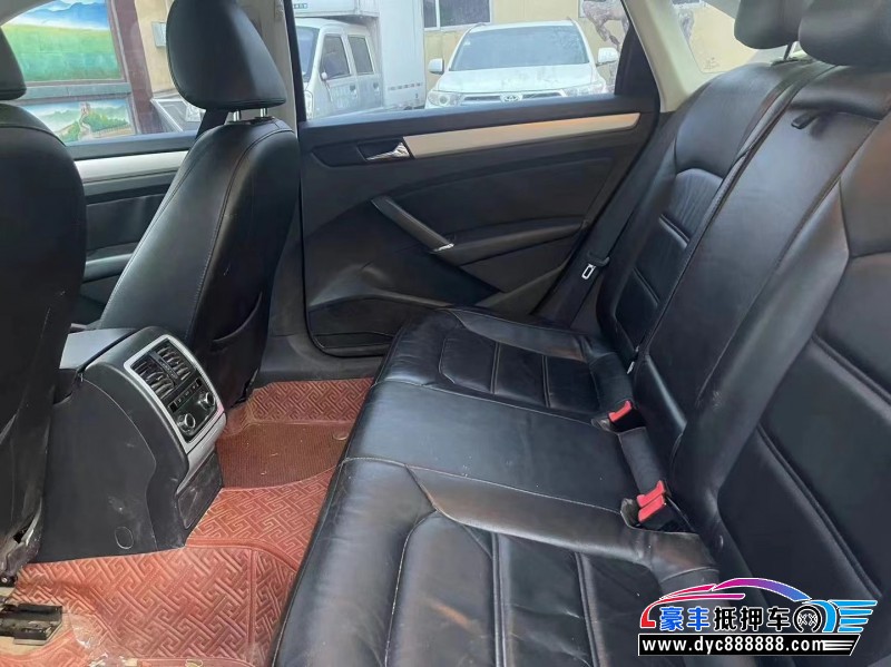 13年大众帕萨特轿车抵押车出售