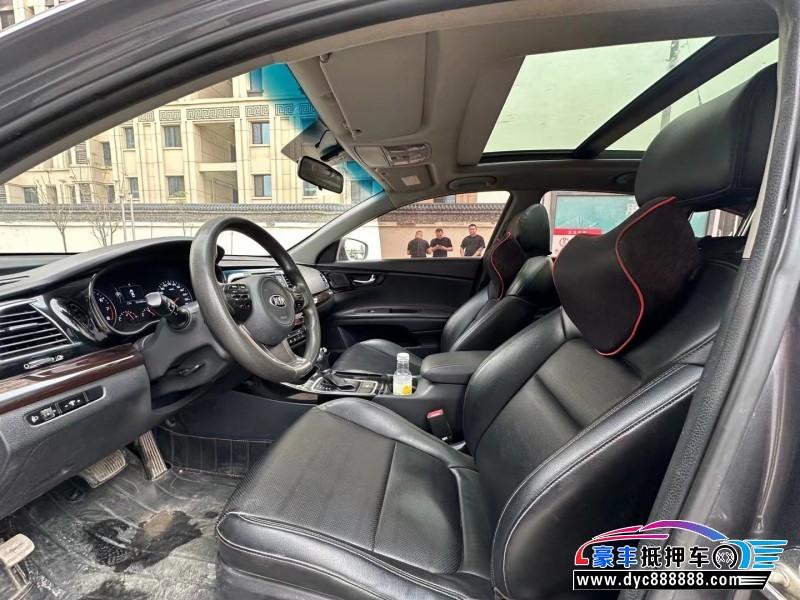 15年起亚K4轿车抵押车出售