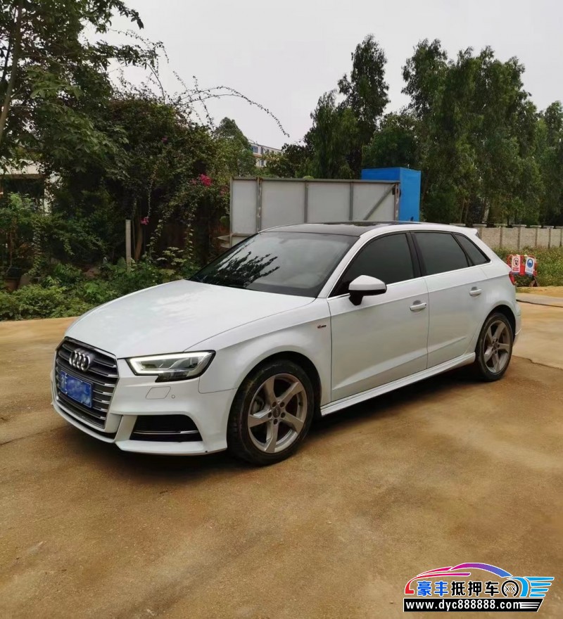 19年奥迪A3轿车抵押车出售