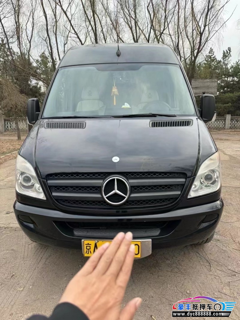 16年奔驰斯宾特轿车抵押车出售