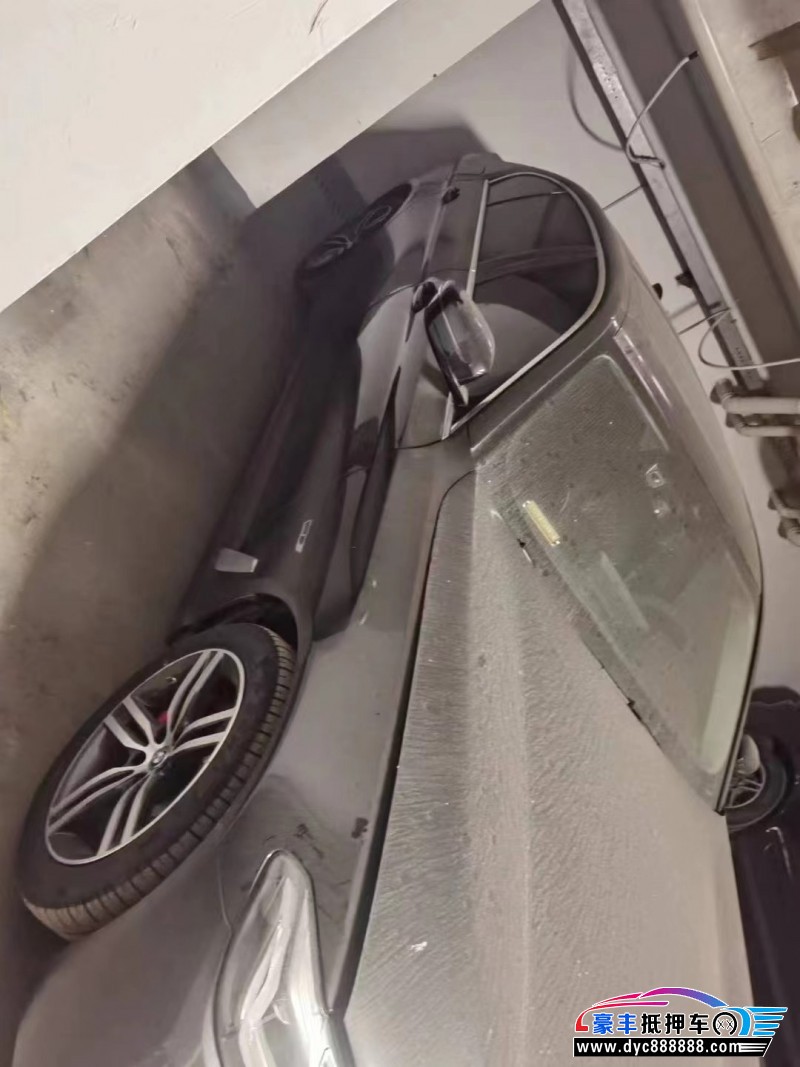 22年宝马5系轿车抵押车出售