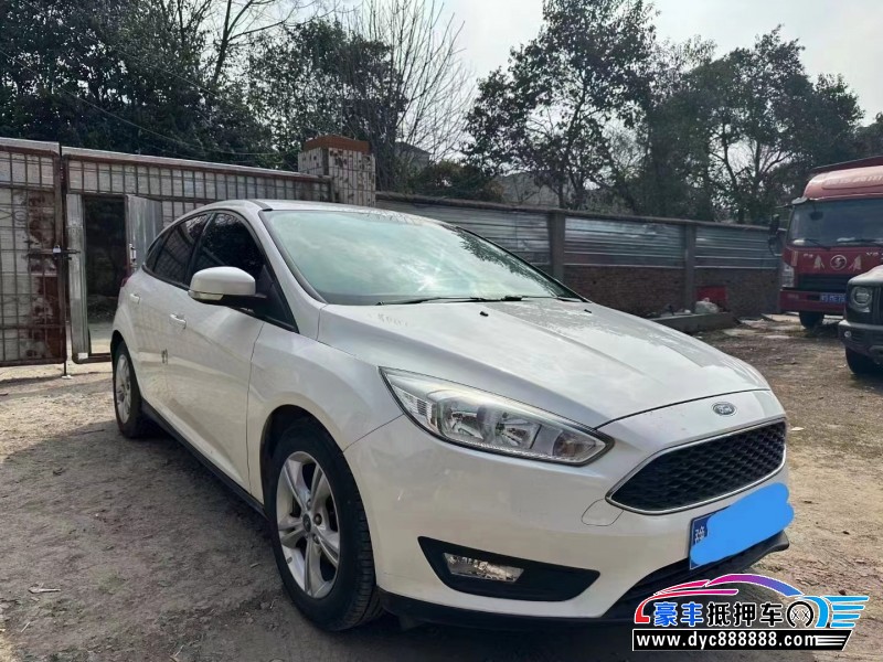 17年福特福克斯轿车抵押车出售