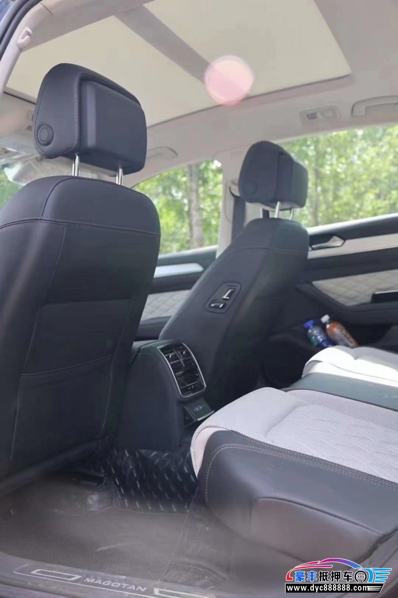 23年大众迈腾轿车抵押车出售