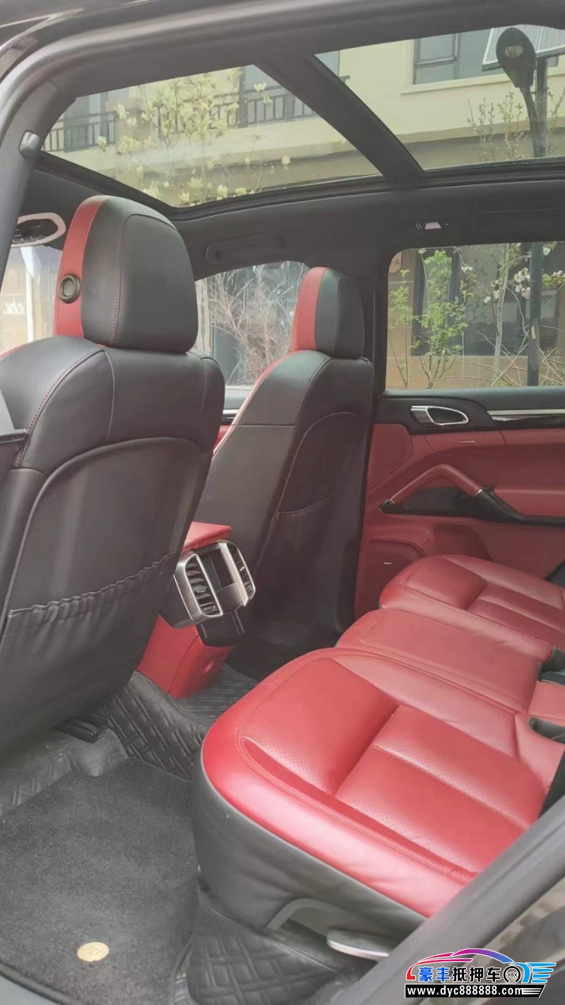 15年保时捷卡宴轿车抵押车出售