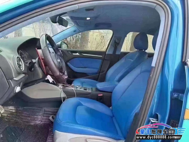 18年奥迪A3轿车抵押车出售