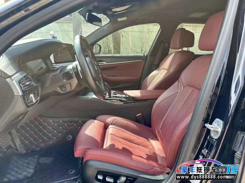 21年宝马5系轿车抵押车出售