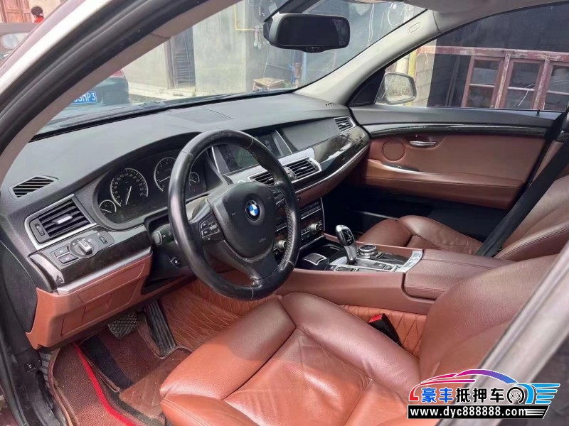 13年宝马5系轿车抵押车出售