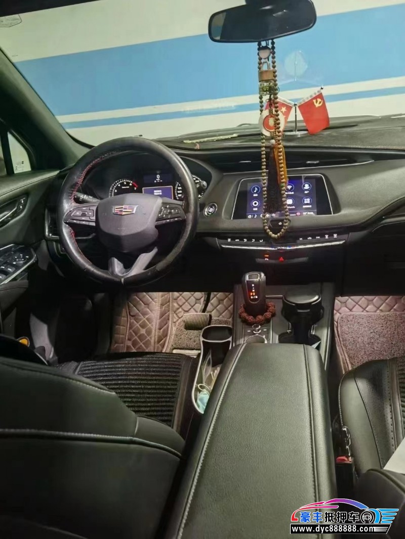 19年凯迪拉克XT4轿车抵押车出售