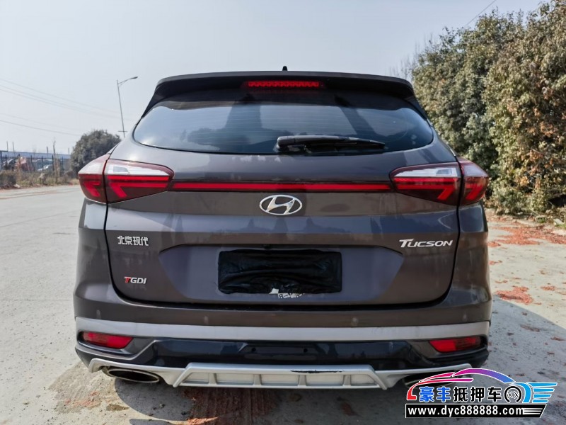 20年现代途胜轿车抵押车出售