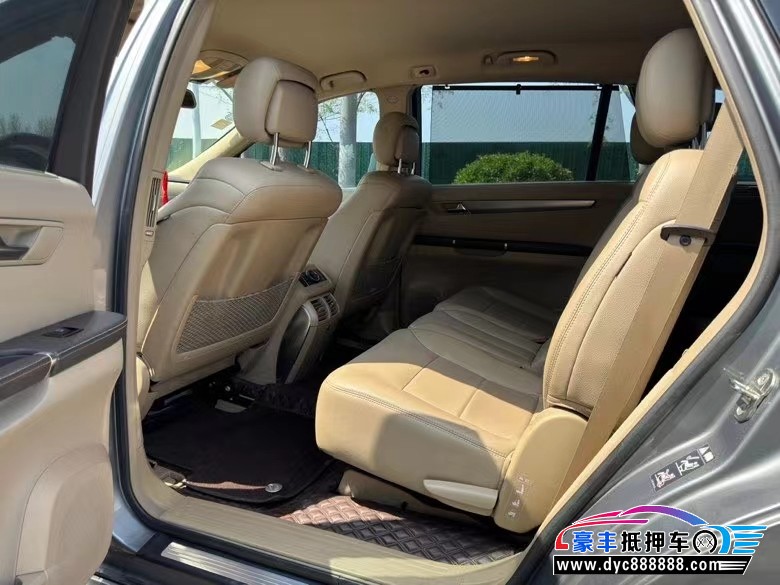 14年奔驰R轿车抵押车出售