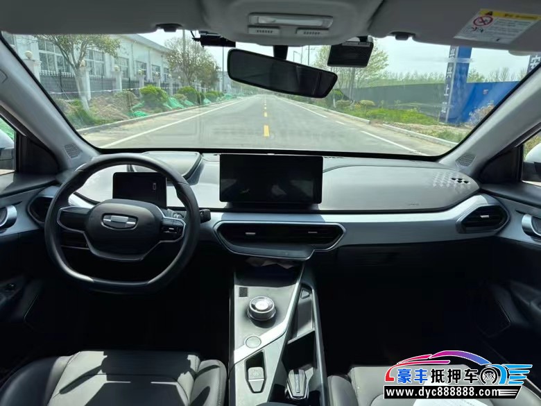 24年吉利几何轿车抵押车出售