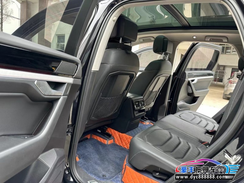 19年大众途锐SUV抵押车出售