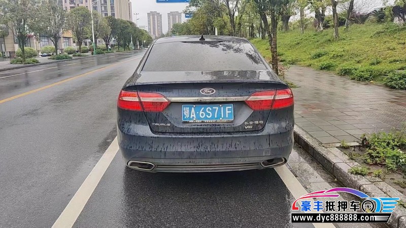 17年福特金牛座轿车抵押车出售