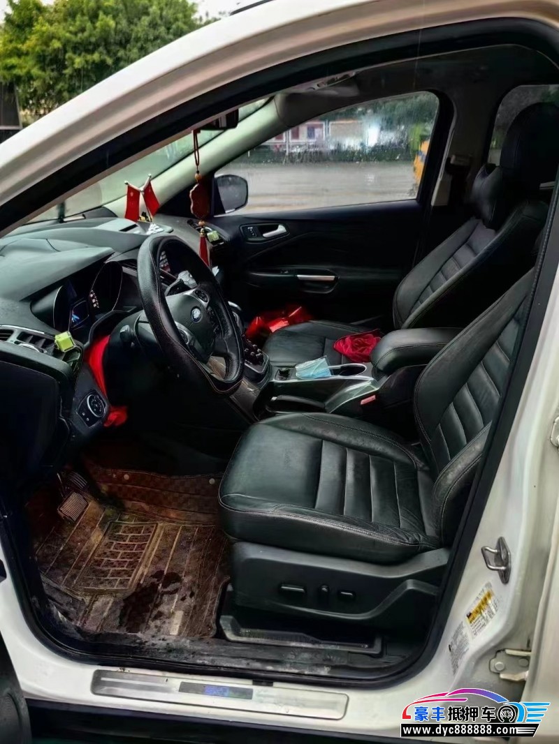 16年福特翼虎轿车抵押车出售