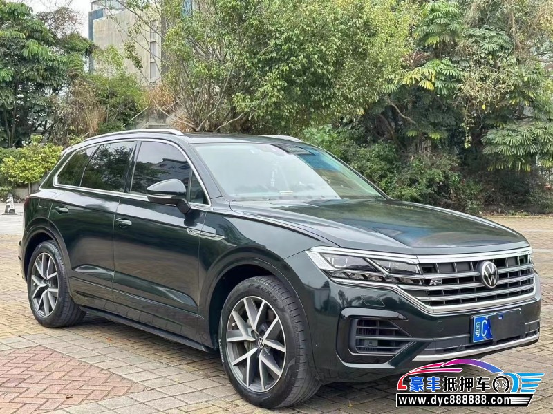 21年大众途锐轿车抵押车出售