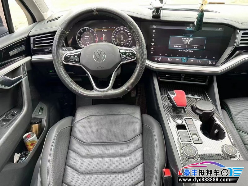 21年大众途锐轿车抵押车出售