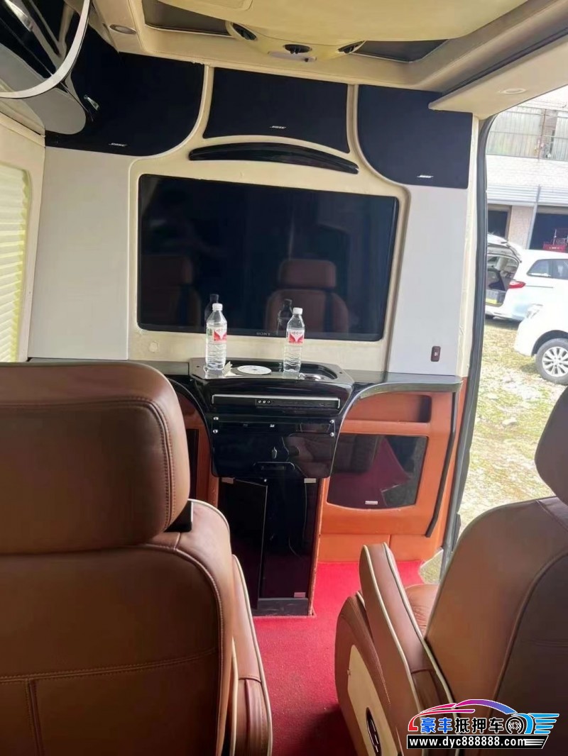 15年奔驰斯宾特轿车抵押车出售