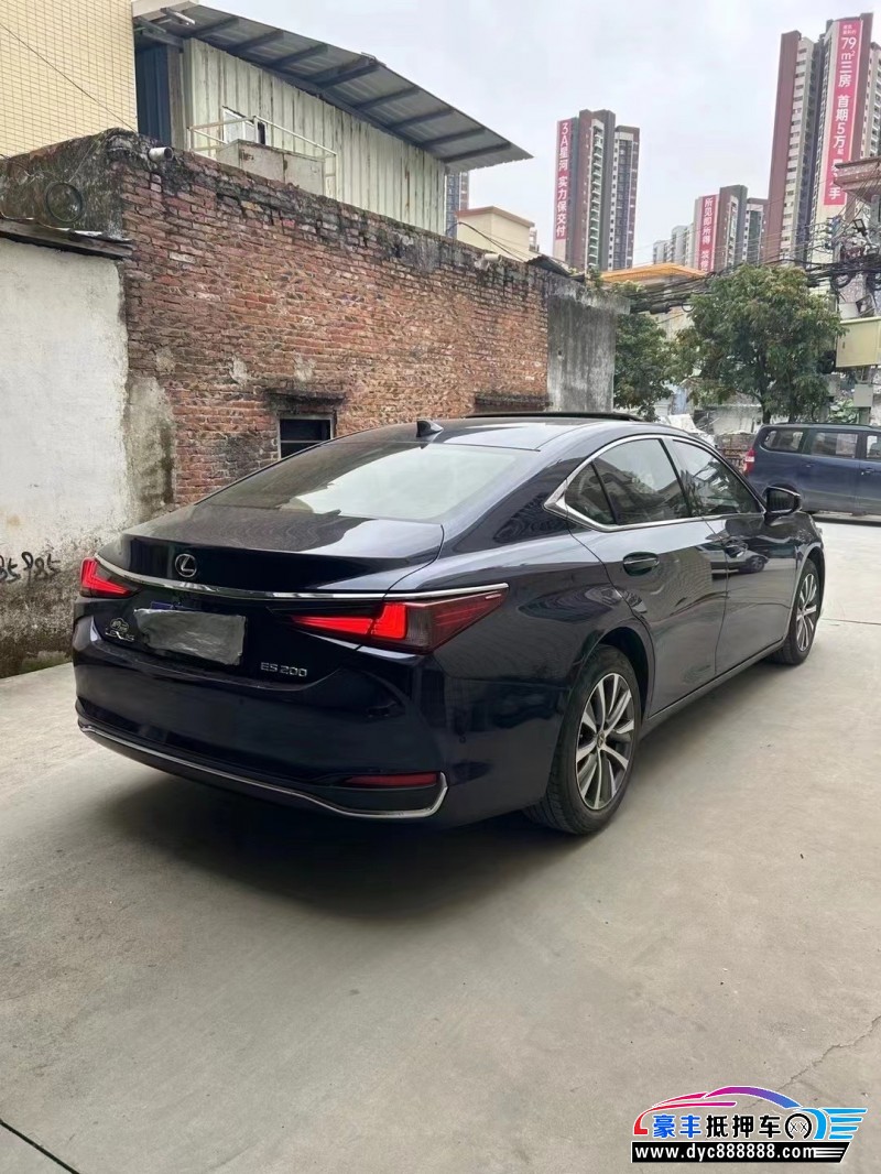 21年雷克萨斯ES轿车抵押车出售