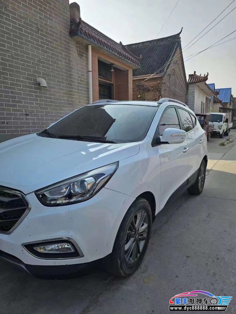 18年现代ix35轿车抵押车出售