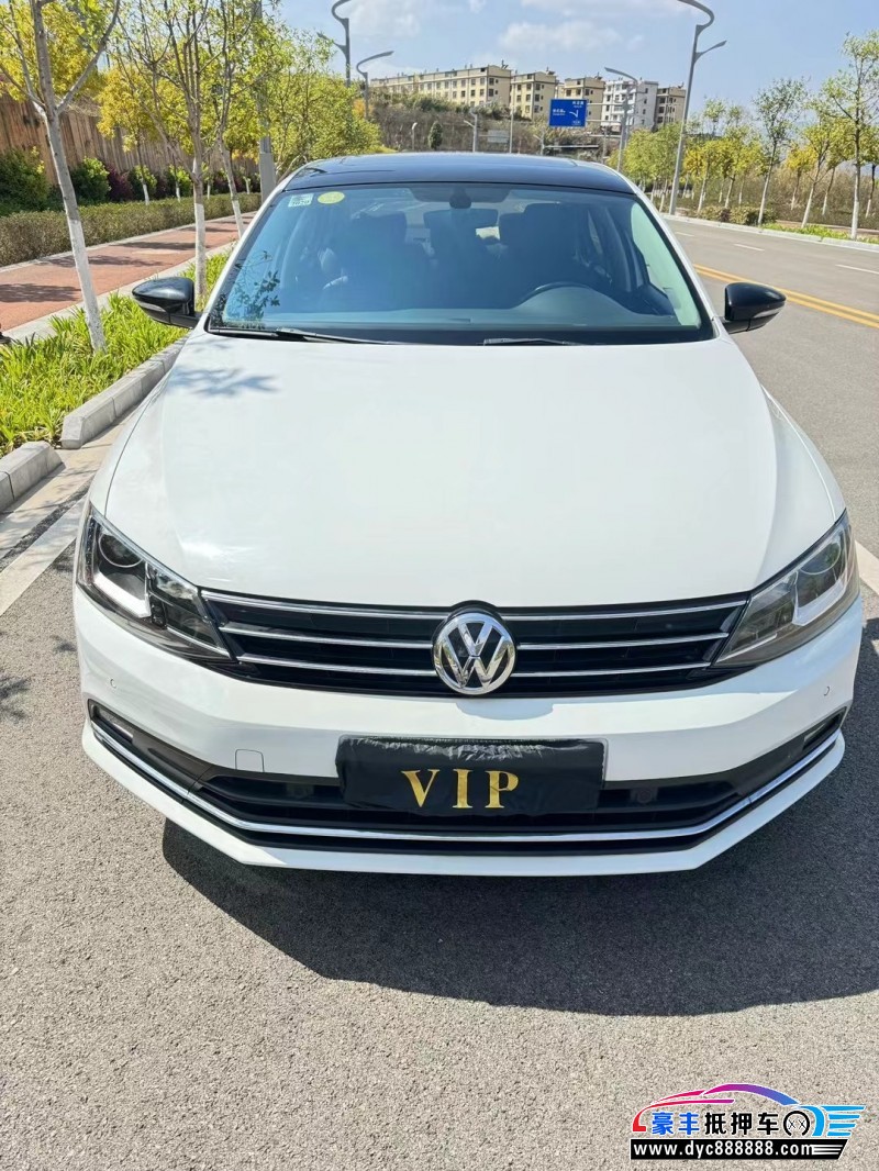 18年大众速腾轿车抵押车出售