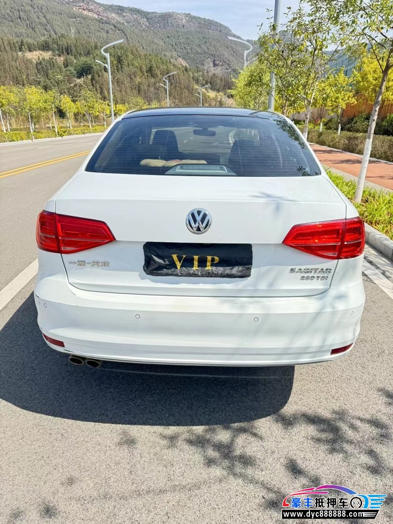 18年大众速腾轿车抵押车出售