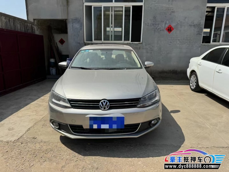 13年大众速腾轿车抵押车出售