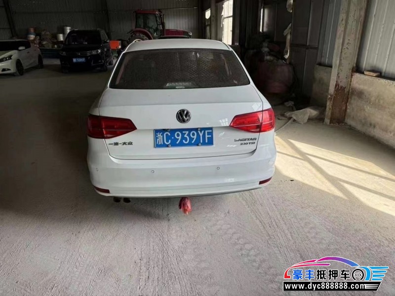 16年大众速腾轿车抵押车出售