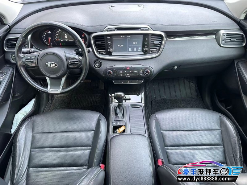 16年起亚索兰托SUV抵押车出售