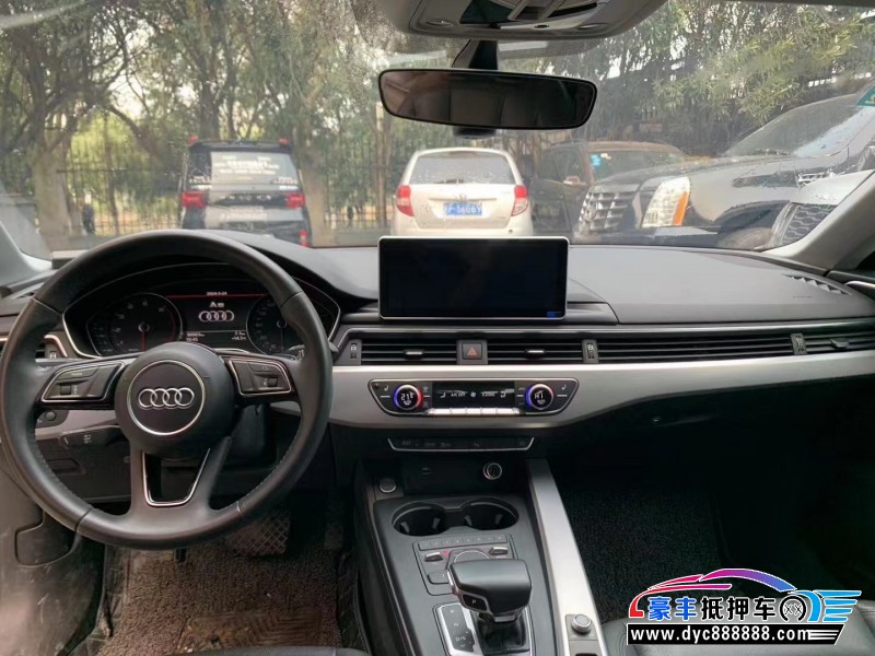 18年奥迪A5轿车抵押车出售