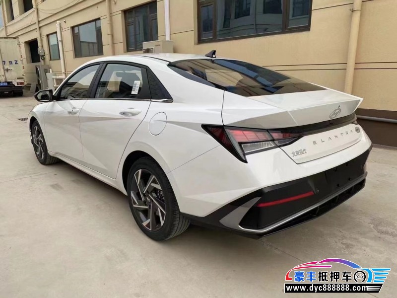 24年现代伊兰特轿车抵押车出售