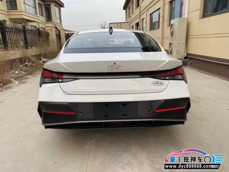 24年现代伊兰特轿车抵押车出售