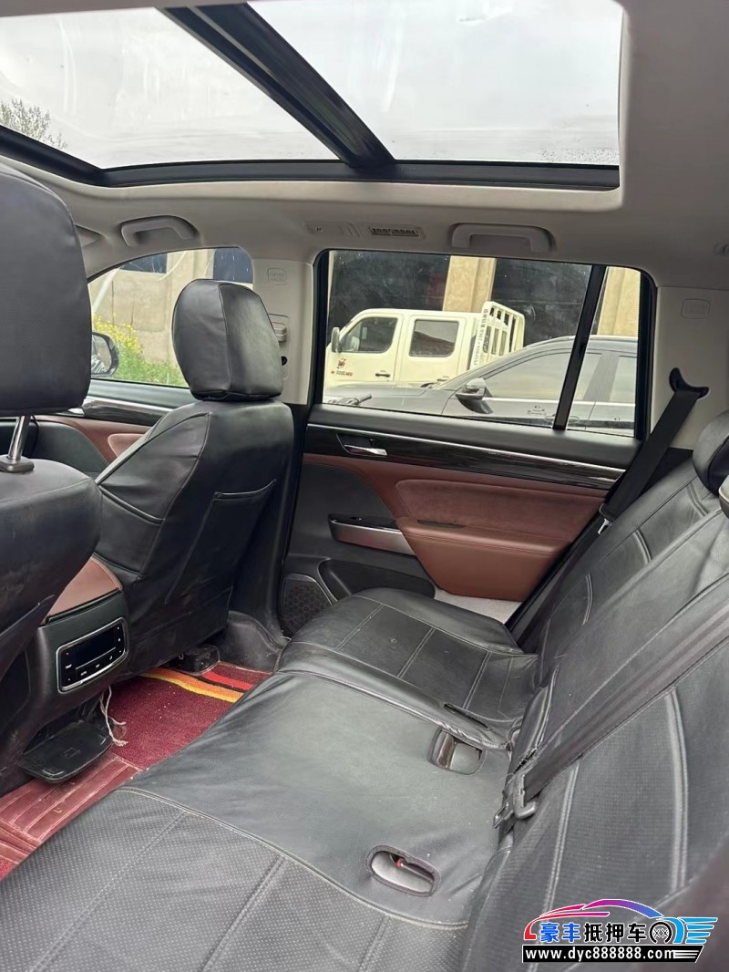 17年传祺GS8轿车抵押车出售