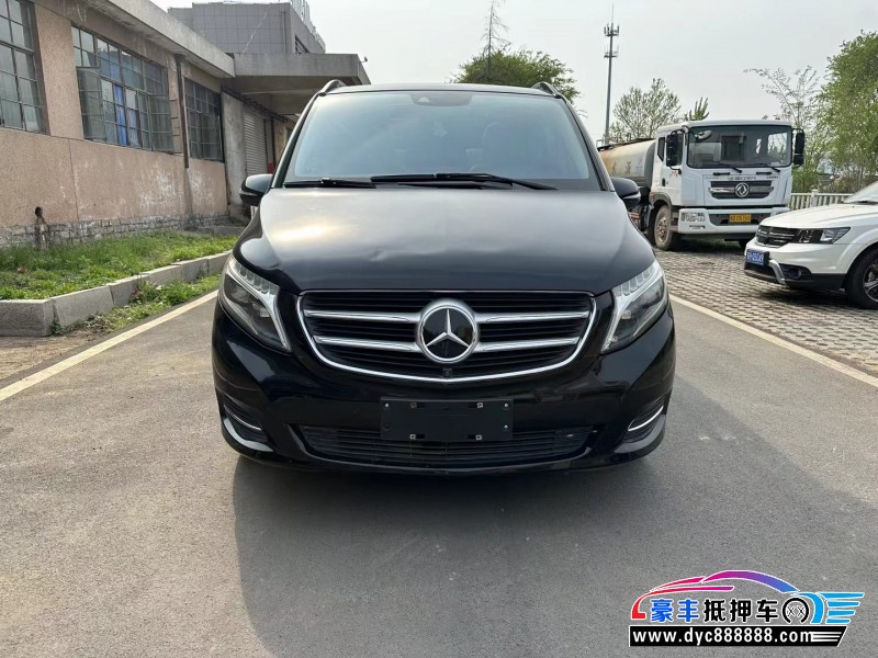 17年奔驰V轿车抵押车出售