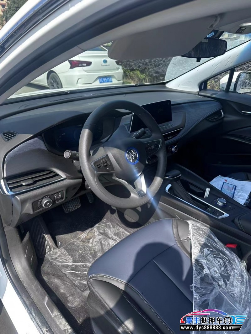 23年别克微蓝轿车抵押车出售