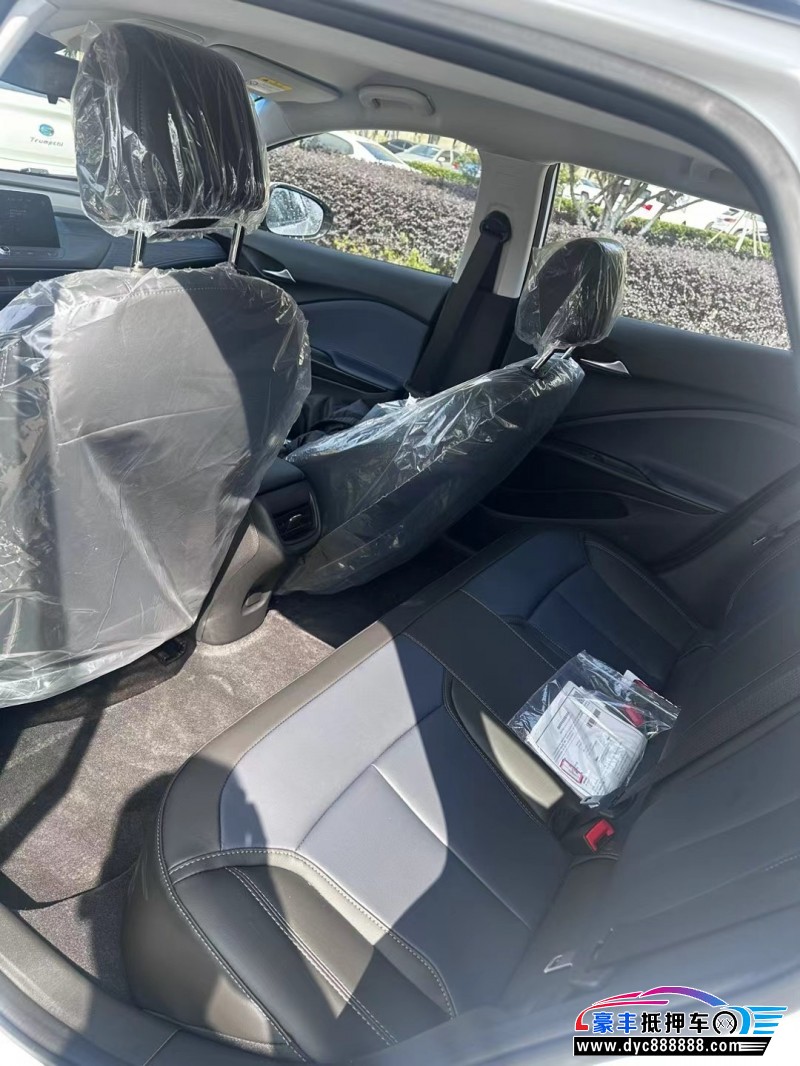 23年别克微蓝轿车抵押车出售