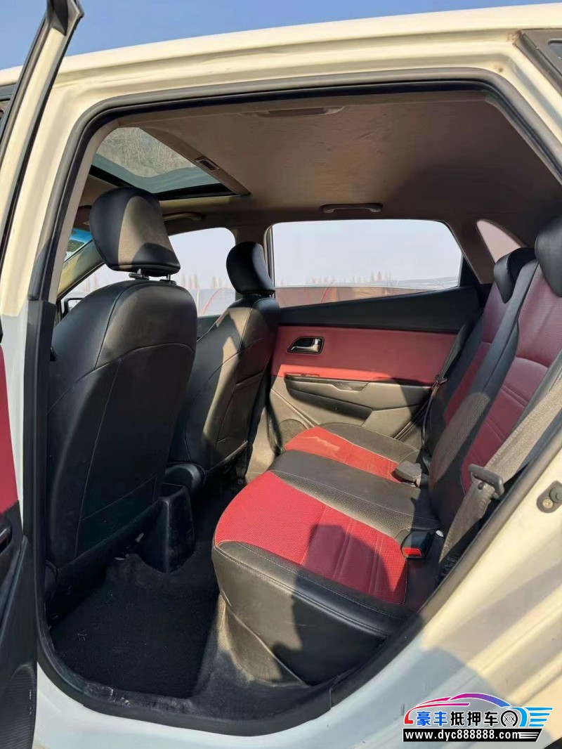 16年起亚K2轿车抵押车出售