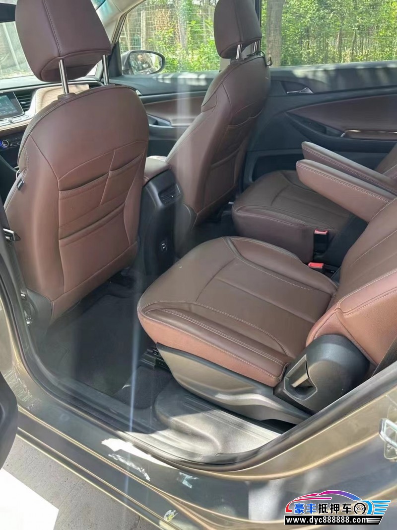 21年别克别克GL6轿车抵押车出售