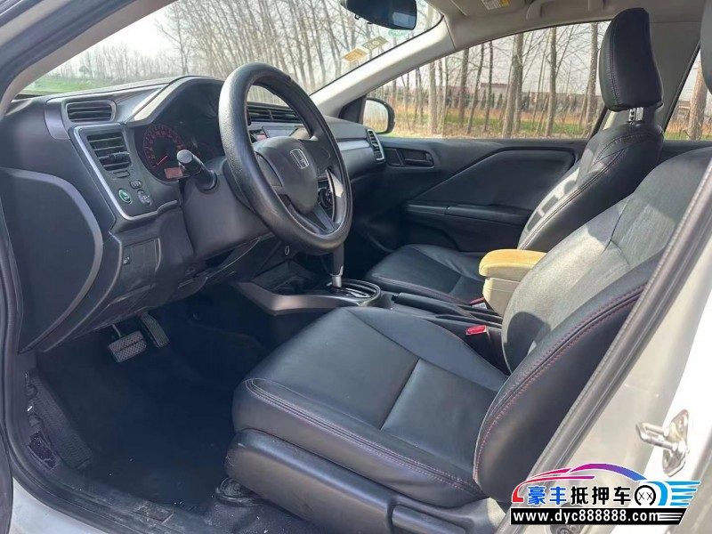 19年本田竞瑞轿车抵押车出售