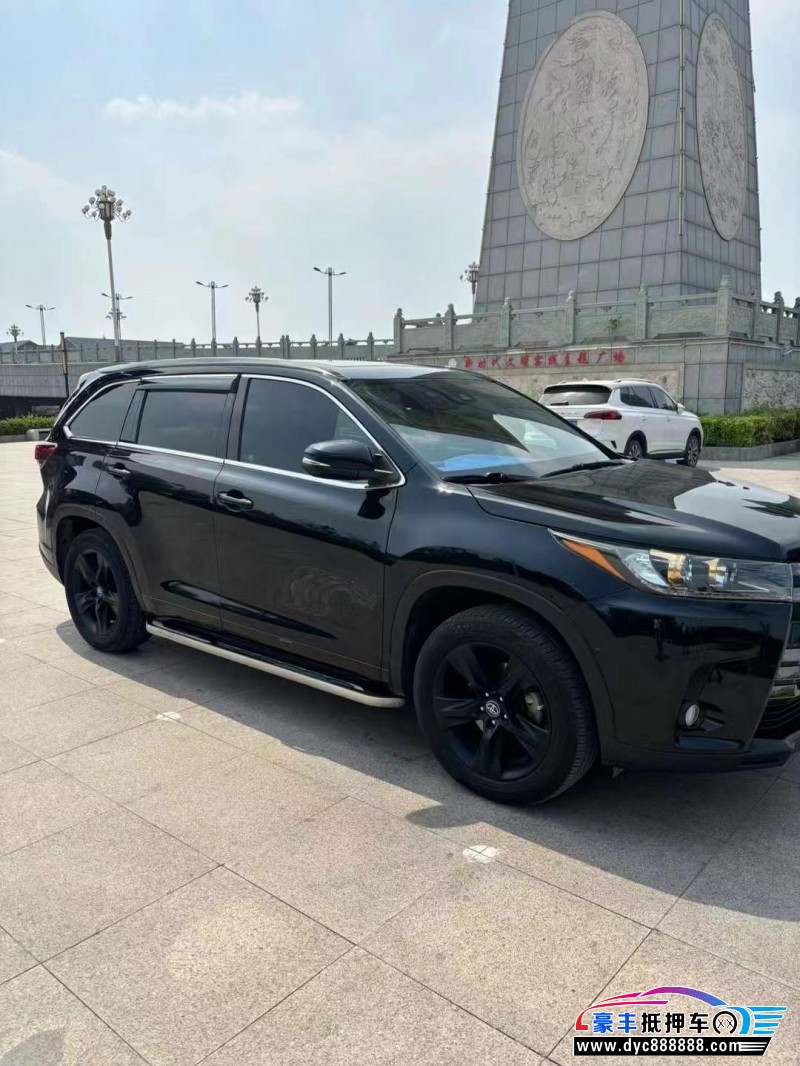 20年丰田汉兰达轿车抵押车出售