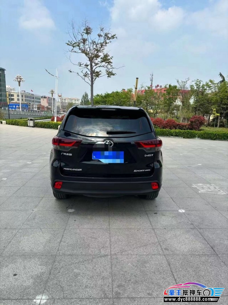 20年丰田汉兰达轿车抵押车出售