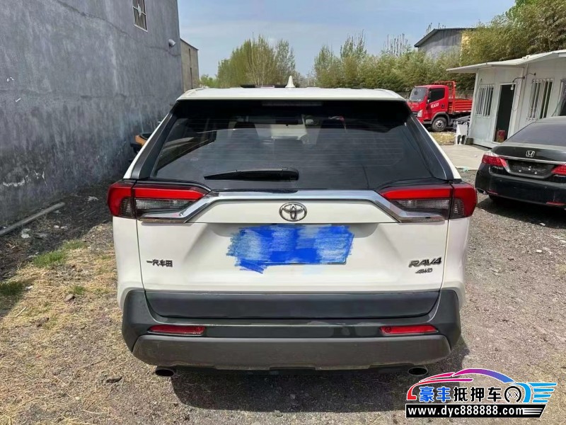 20年丰田RAV4荣放轿车抵押车出售