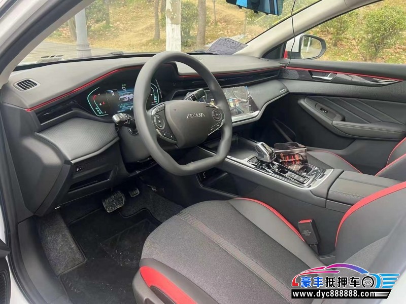 24年东风风神奕炫轿车抵押车出售