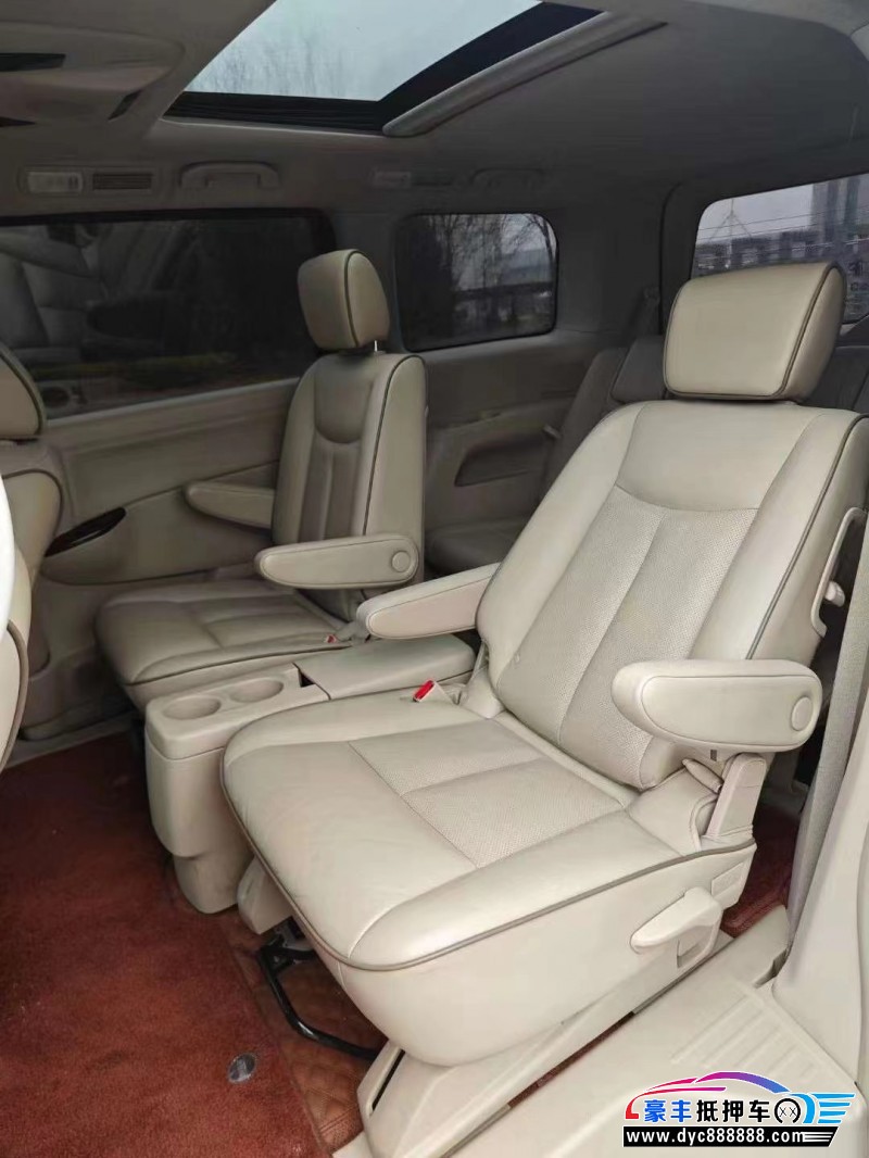 15年日产贵士轿车抵押车出售