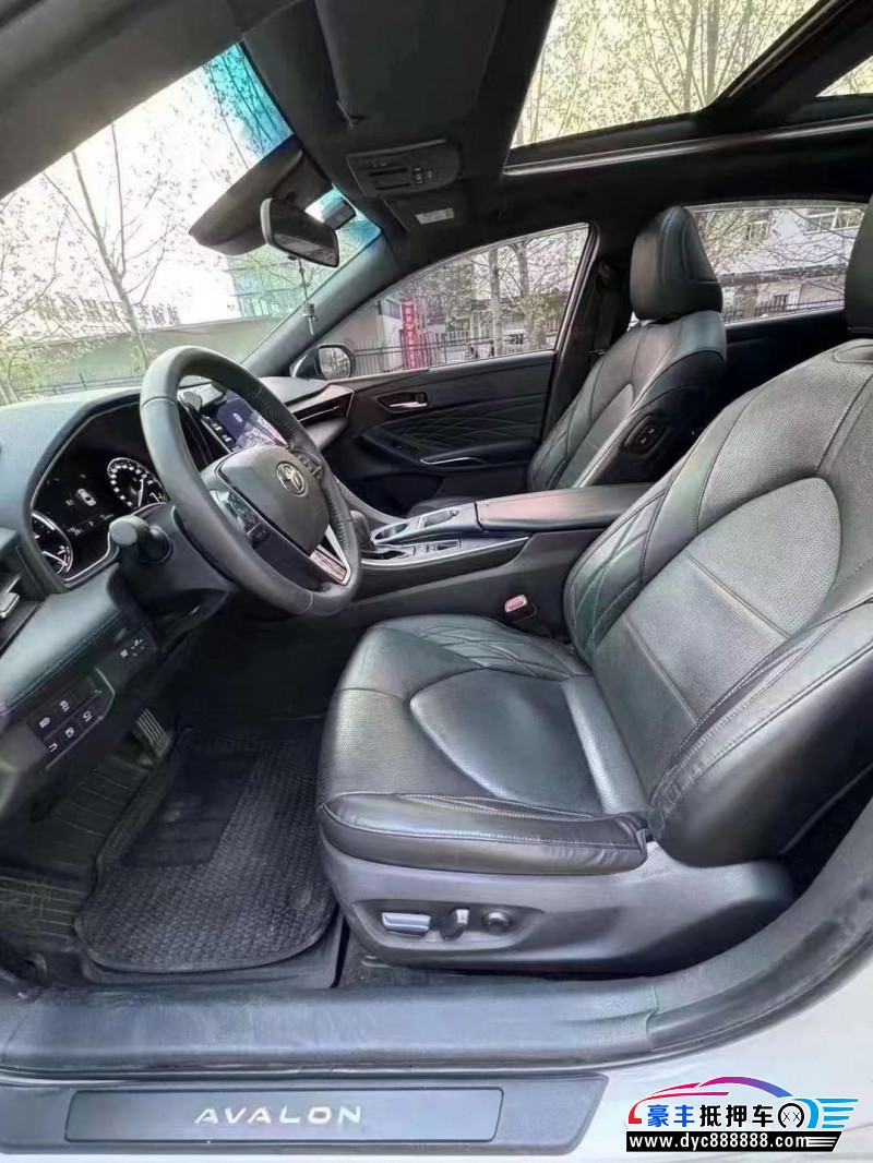 21年丰田亚洲龙轿车抵押车出售