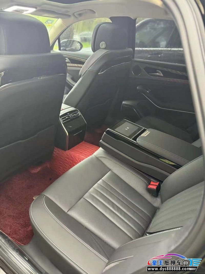 22年红旗H9轿车抵押车出售