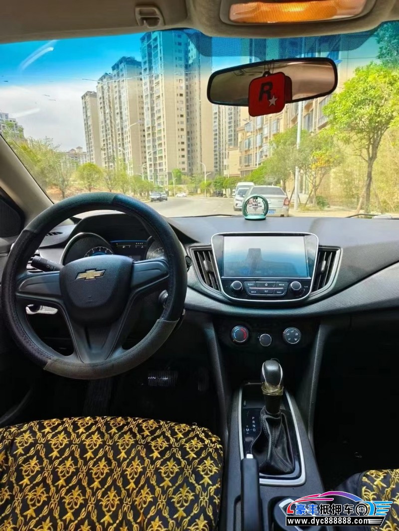 18年雪佛兰科沃兹轿车抵押车出售